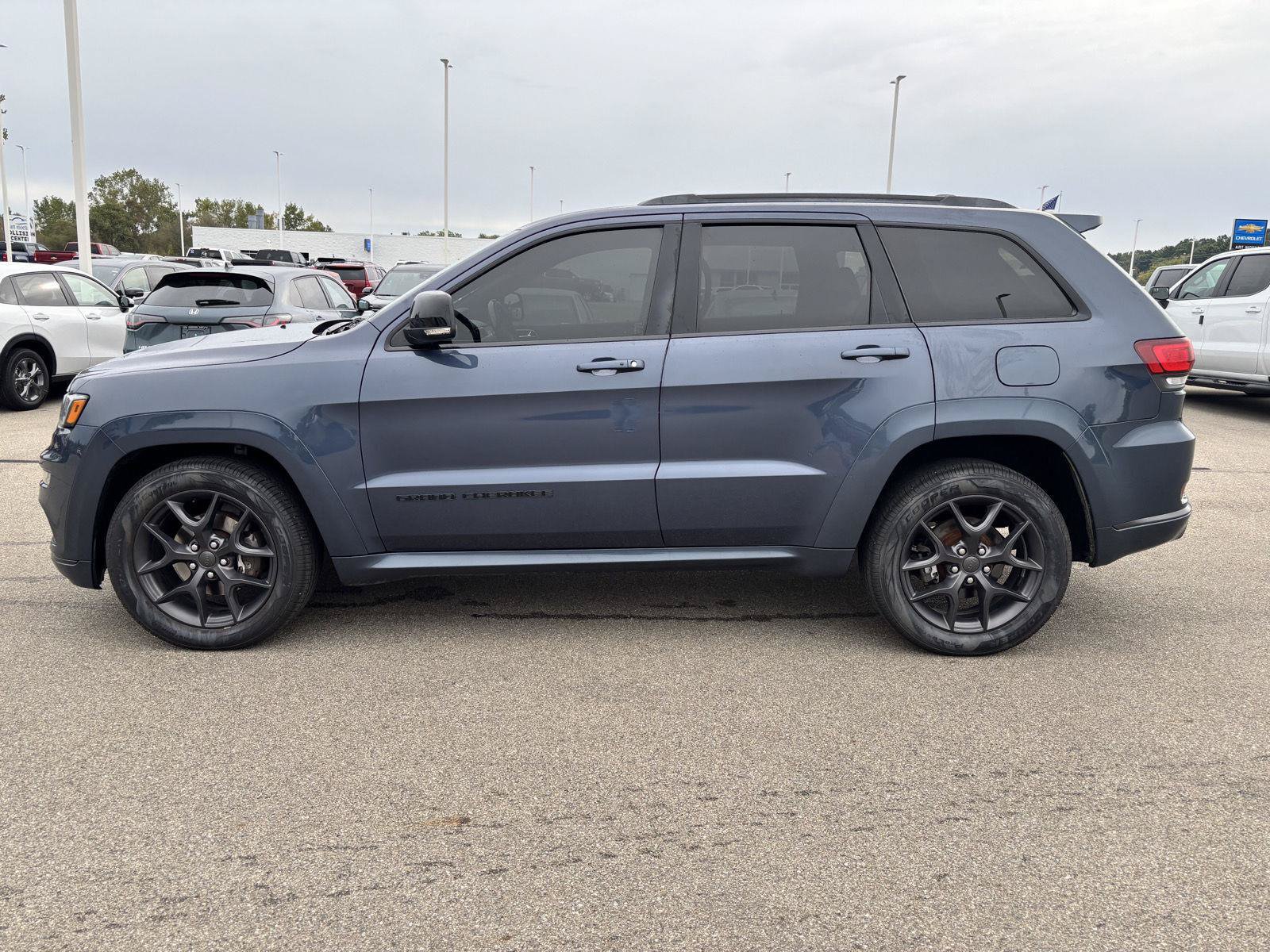 Used 2019 Jeep Grand Cherokee Limited X AWD/4WD image 2