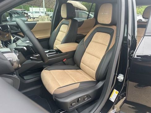 New 2026 Chevrolet Equinox ACTIV w/ Convenience Package III image 9