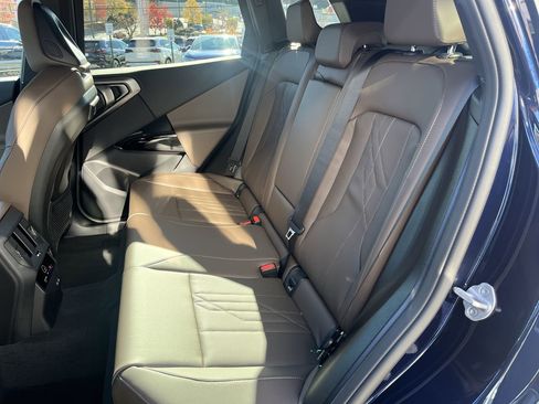 Used 2026 BMW X3 xDrive30 w/ Premium Package image 31