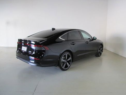 Certified 2023 Honda Accord Sport image 25