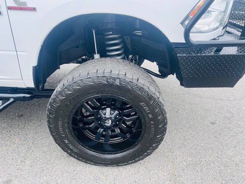 Used 2017 RAM 2500 Tradesman w/ Chrome Appearance Group AWD/4WD image 16