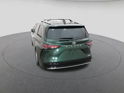 New 2026 Toyota Sienna Limited image 6
