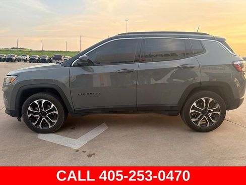 Used 2022 Jeep Compass Limited AWD/4WD image 6