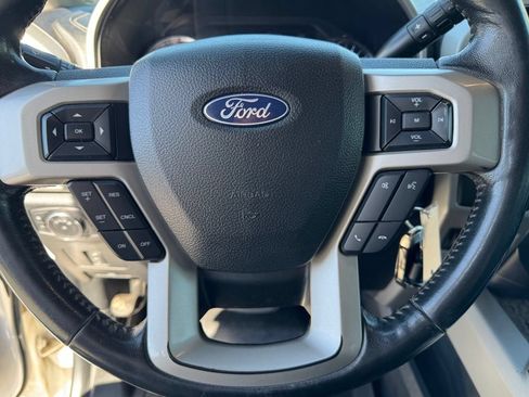 Used 2019 Ford F450 Lariat w/ Tow Technology Bundle AWD/4WD image 28