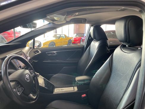Used 2017 Toyota Mirai image 14