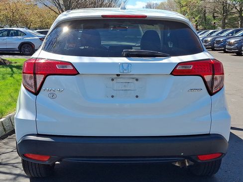 Used 2016 Honda HR-V EX image 4