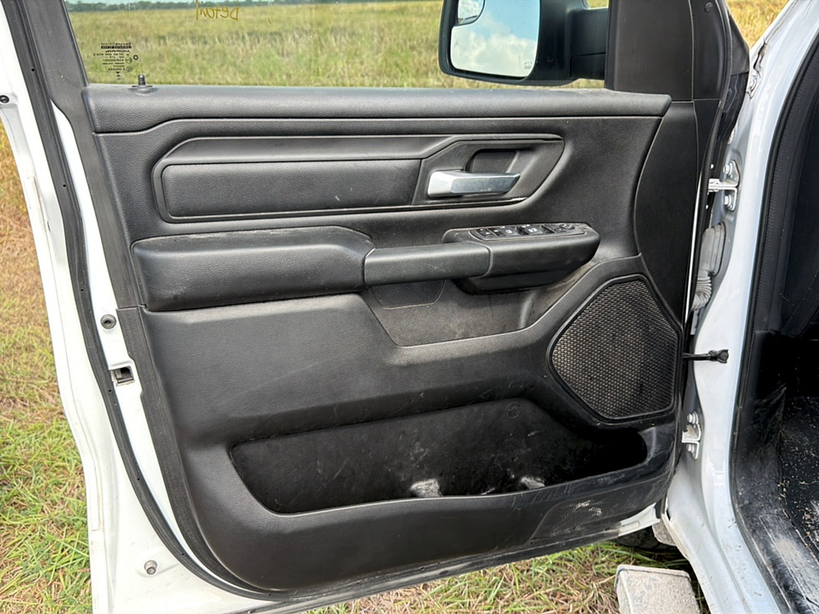 Used 2023 RAM 1500 Tradesman RWD image 3