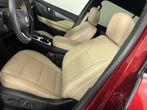 Used 2026 Buick Enclave Preferred FWD image 19