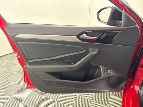 Used 2020 Volkswagen Jetta R-Line w/ R-Line Cold Weather Package image 18