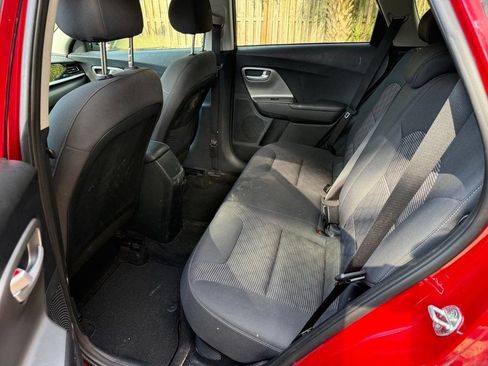 Used 2022 Kia Niro LX FWD image 24