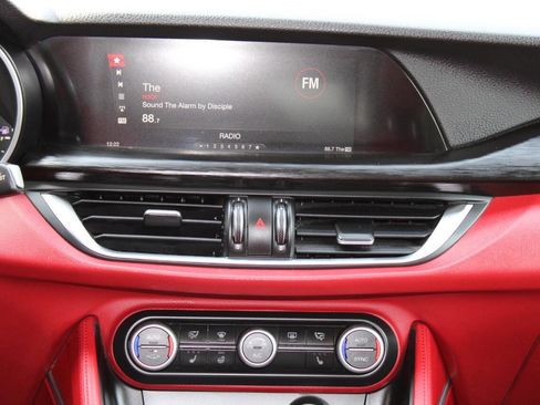 Used 2018 Alfa Romeo Stelvio Sport w/ Cold Weather Package image 24