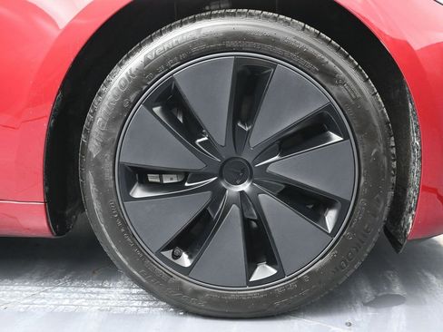 Used 2024 Tesla Model 3 Standard Range image 13