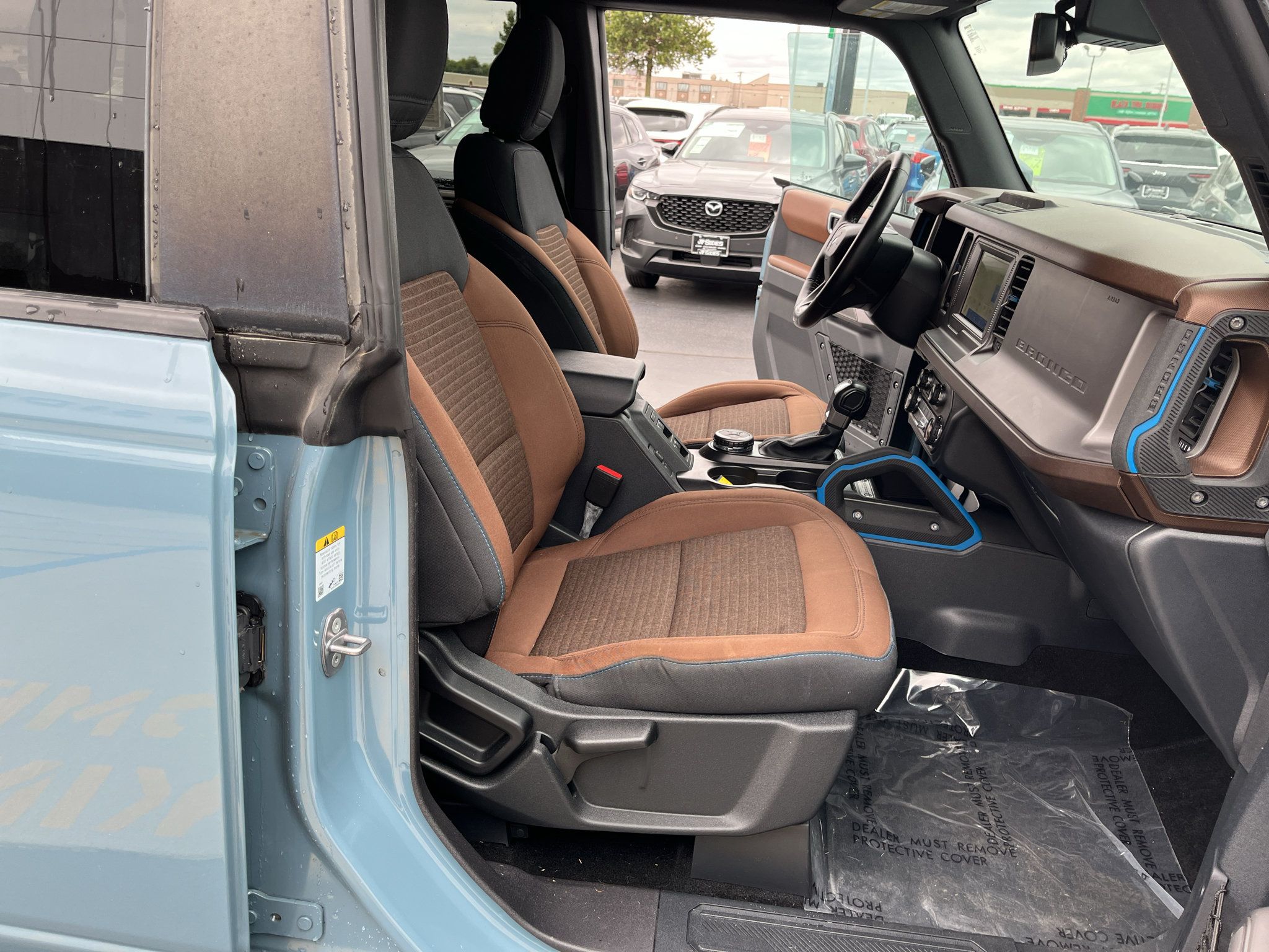 Used 2023 Ford Bronco Outer Banks AWD/4WD image 39