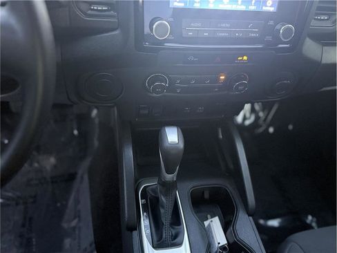 Used 2024 Nissan Frontier S w/ S Utility Package image 18