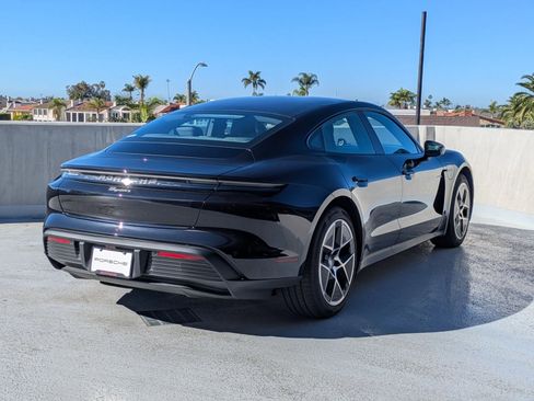 New 2025 Porsche Taycan image 9
