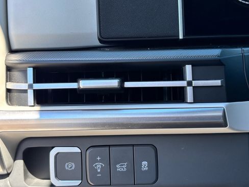 Used 2025 Hyundai Santa Fe SEL image 29