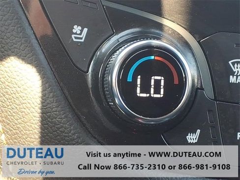 Used 2022 Chevrolet Equinox Premier image 18