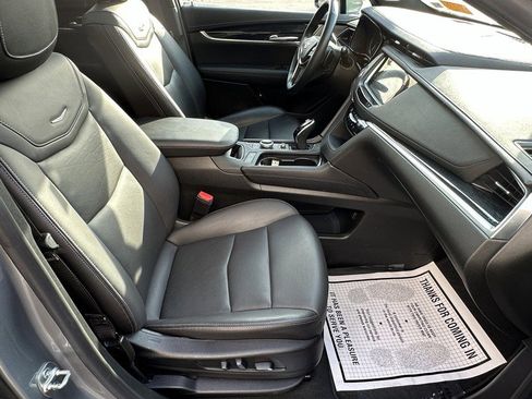 Certified 2025 Cadillac XT5 Premium Luxury image 15