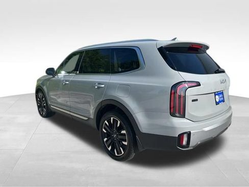 Used 2023 Kia Telluride SX AWD/4WD image 3
