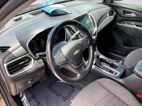 Used 2022 Chevrolet Equinox LT FWD image 14