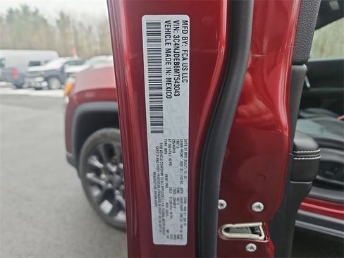 Used 2021 Jeep Compass 80th Special Edition w/ Sun and Sound Group image 35