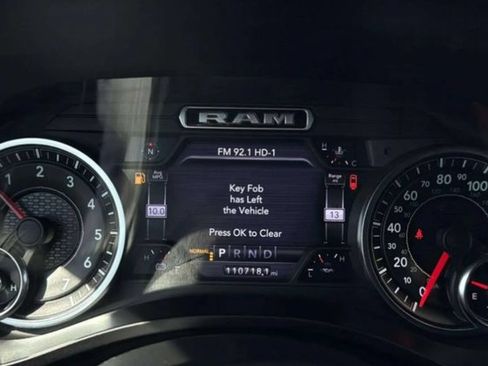 Used 2019 RAM 1500 Laramie AWD/4WD image 12