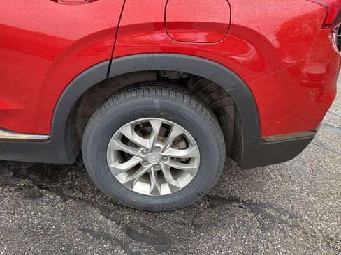Used 2019 Hyundai Santa Fe SE w/ Cargo Package AWD/4WD image 12