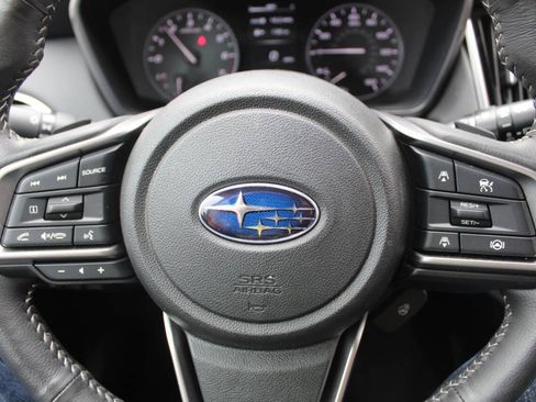 Used 2025 Subaru Outback Limited XT AWD/4WD image 17