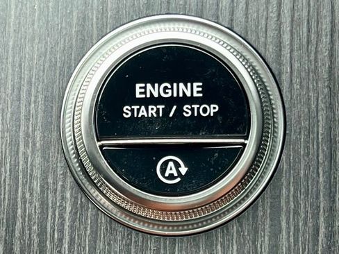 Certified 2026 Mercedes-Benz GLC 300 4MATIC image 32