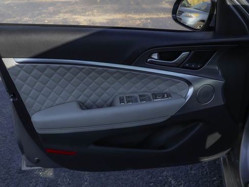 Used 2025 Genesis G70 3.3T Advanced w/ Sport Prestige Package image 31