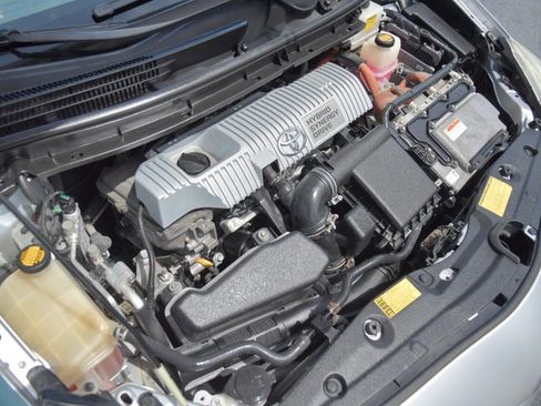 Used 2012 Toyota Prius Three image 22