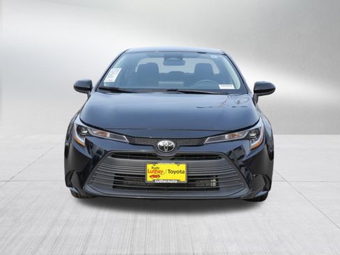 Certified 2024 Toyota Corolla LE image 2