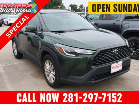 Used 2023 Toyota Corolla Cross LE FWD image 1
