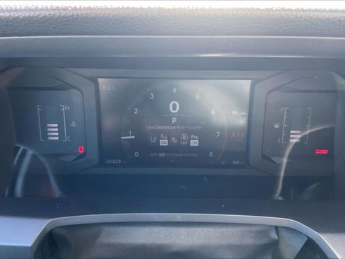 Used 2024 Toyota Tacoma SR5 image 17