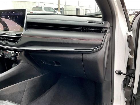 Used 2023 Jeep Compass Trailhawk image 23