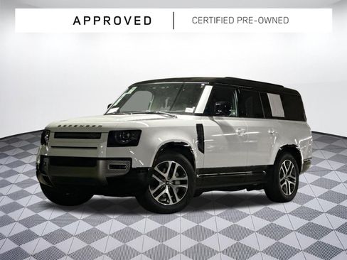 Used 2025 Land Rover Defender 130 X-Dynamic SE AWD/4WD image 1