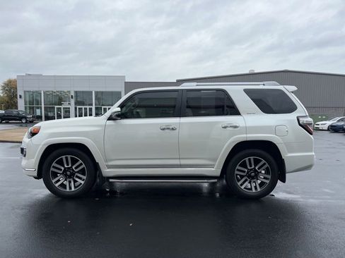 Certified 2017 Toyota 4Runner Limited image 4