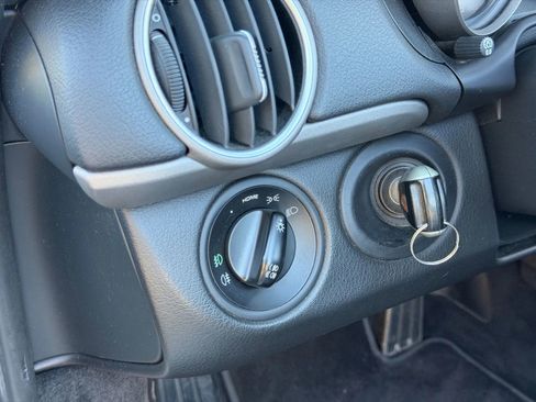 Used 2006 Porsche Boxster image 18