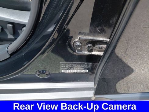 Used 2025 Subaru Outback Wilderness AWD/4WD image 29