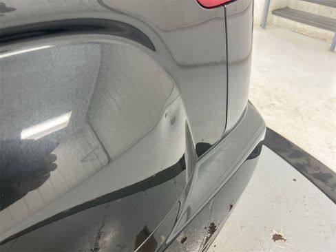 Used 2017 GMC Terrain SLE w/ Convenience Package image 30