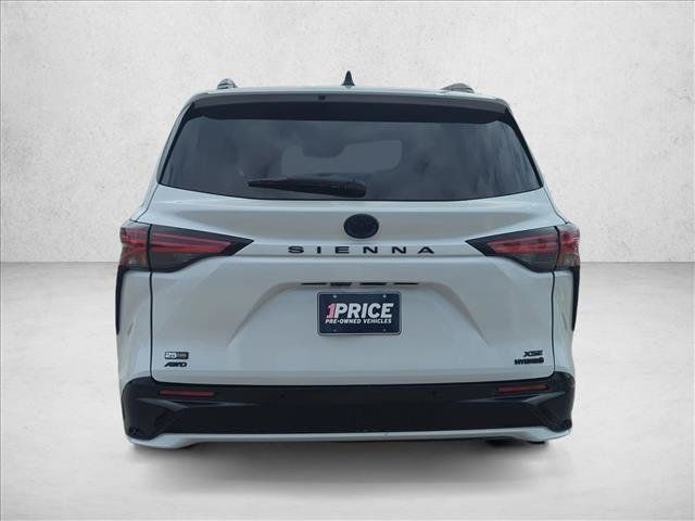 Certified 2023 Toyota Sienna XSE AWD/4WD image 6