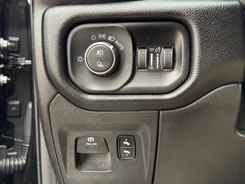 Used 2020 RAM 1500 Laramie w/ Sport Appearance Package image 30