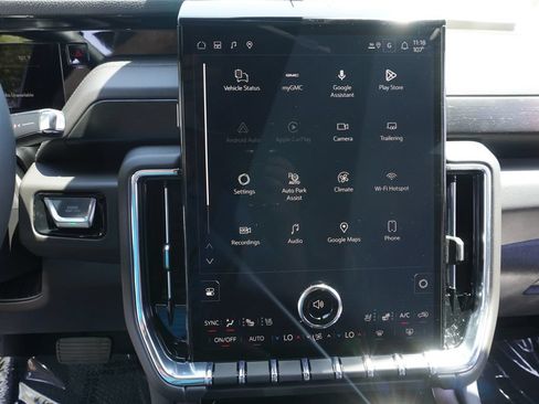 New 2026 GMC Yukon XL Denali w/ Advanced Technology Package AWD/4WD image 21