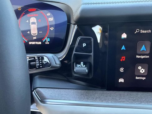 Certified 2025 Porsche Cayenne S image 60