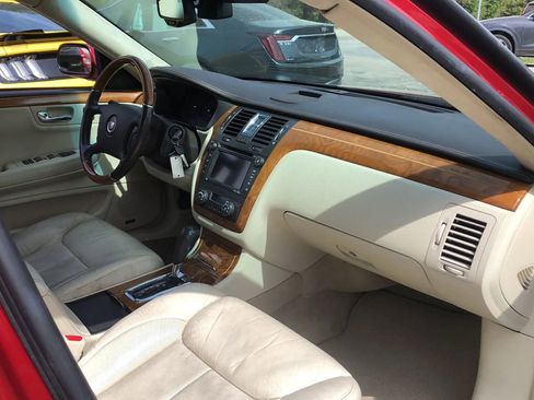 Used 2011 Cadillac DTS Platinum image 14