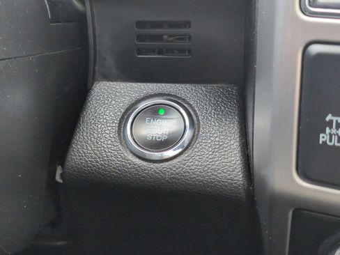 Used 2018 Ford F150 Platinum w/ Equipment Group 701A Luxury image 18