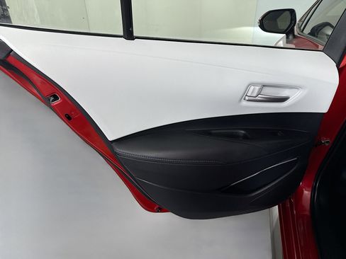 Used 2021 Toyota Corolla SE image 25