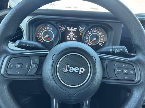 New 2026 Jeep Gladiator Sport image 21