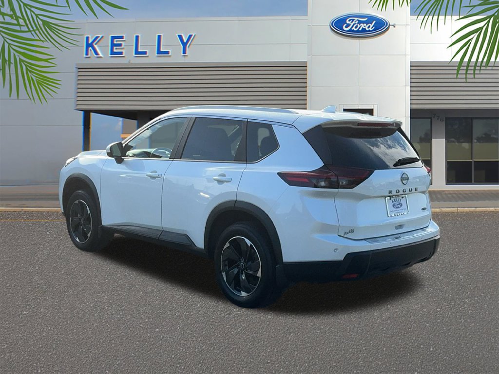 Used 2025 Nissan Rogue SV w/ SV Premium Package AWD/4WD image 3