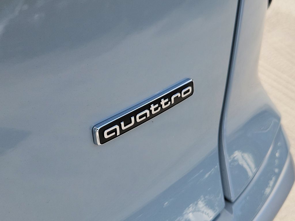 New 2026 Audi Q3 quattro 2.0T AWD/4WD image 6